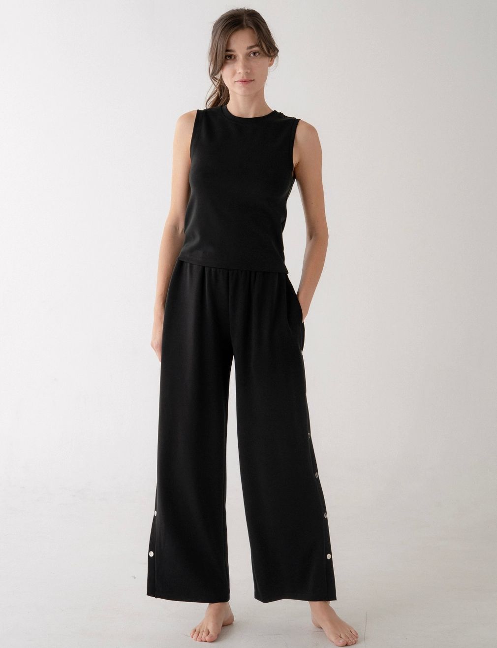 Black Side Metal Button Detailed Pants