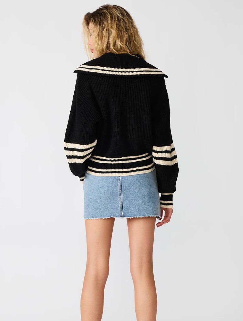 Dara Black Zip up Sweater