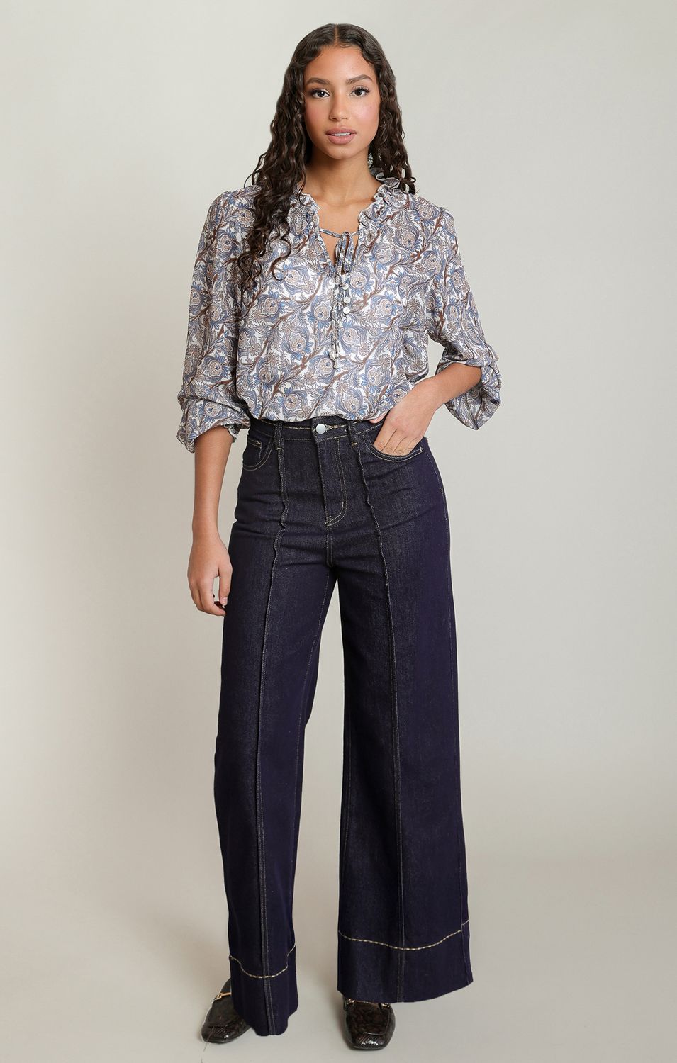 Brown Paisley Balloon Sleeve Blouse