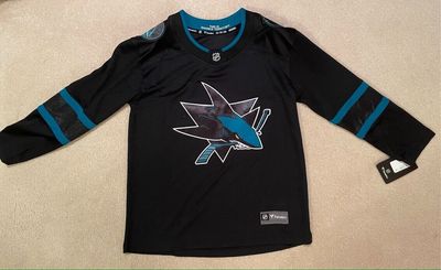 SHARKS NHL JERSEY BLACK YOUTH  L/XL