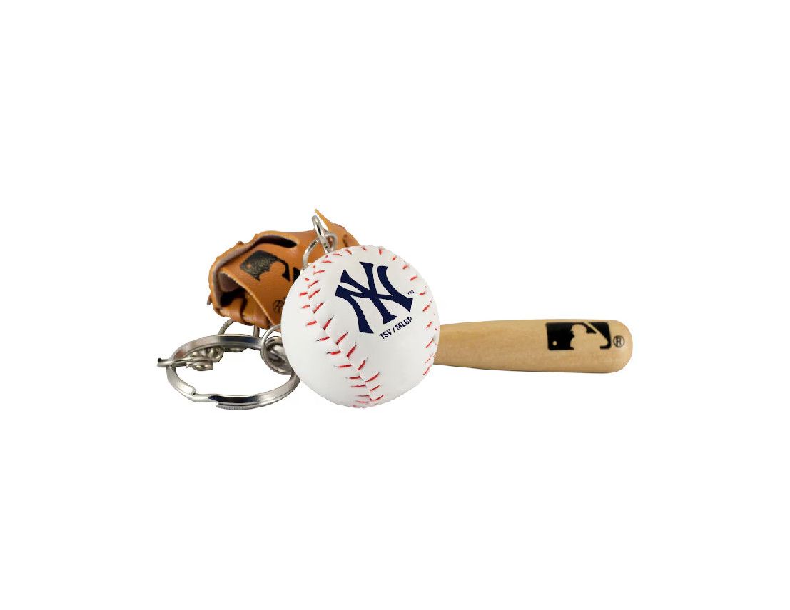 NEW YORK YANKEES MLB BAT, BALL, GLOVE KEYCHAIN