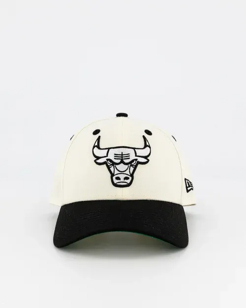 CHICAGO BULLS NBA  CAP 9FORTY CREME-NOIR