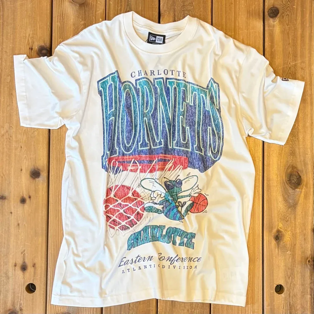 CHARLOTTE HORNETS NBA T-SHIRT CREME  SPT CLAS SSTEE 3711
