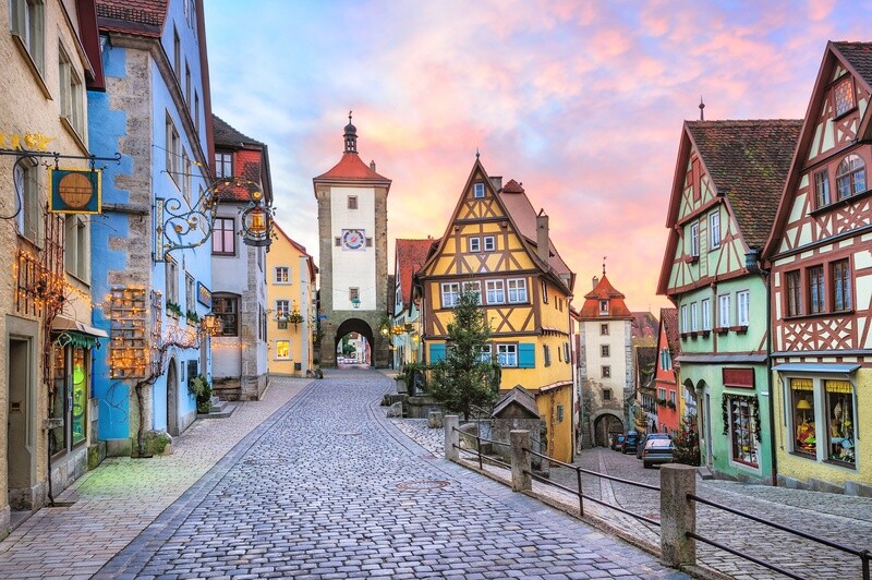Snowlingo German Course (full-course with 12 Modules)