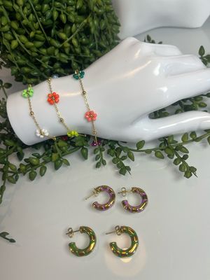 Pulsera delicadas con flores