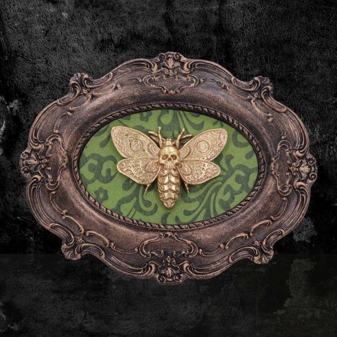 Moth Macabre Wall Decoration [D5067R0]