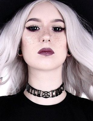 Witchcraft Noir Necklace