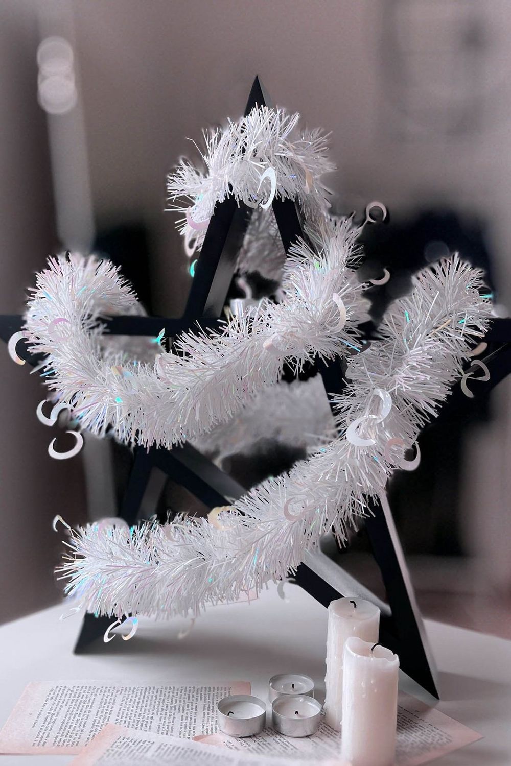 Luna Hexmas Garland