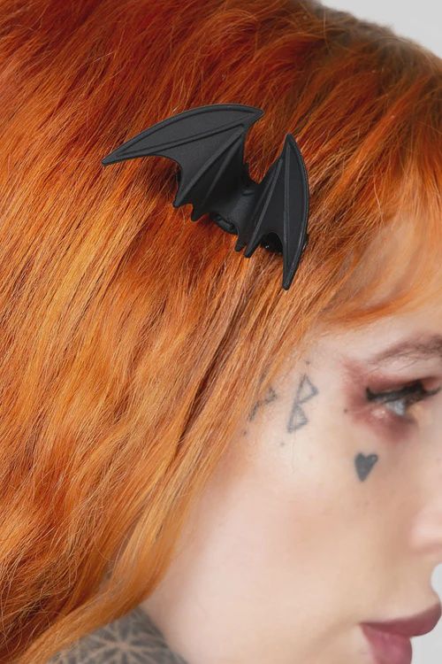 Night Creature Hair Clip