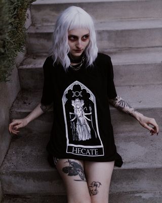 Hecate Oracle T-Shirt