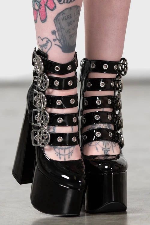 Panic Platform Shoe