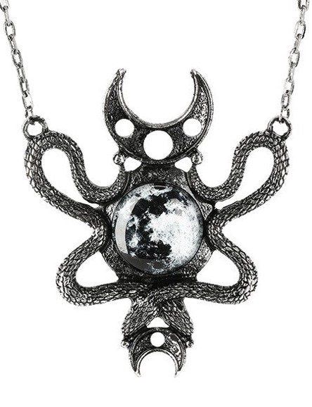 Moon Embraced Necklace [SILVER]