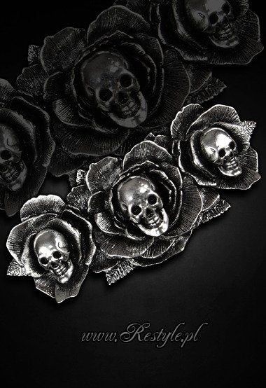 Dark Wonderland Hair Clip
