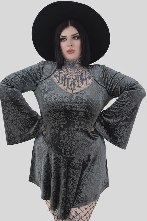 Robe Sorcerous [PLUS]