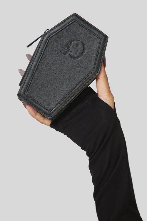 Portefeuille Carried To The Grave