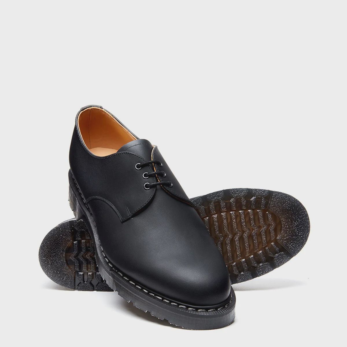 Souliers 3 Oeillets en Vrai Cuir Greasy Noir [S3-995-BG-G]