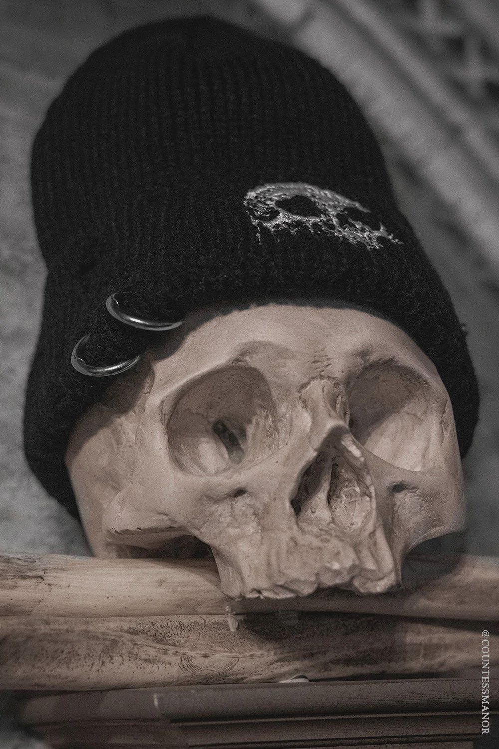 Tuque Distressed Pierced [Skull Drip]