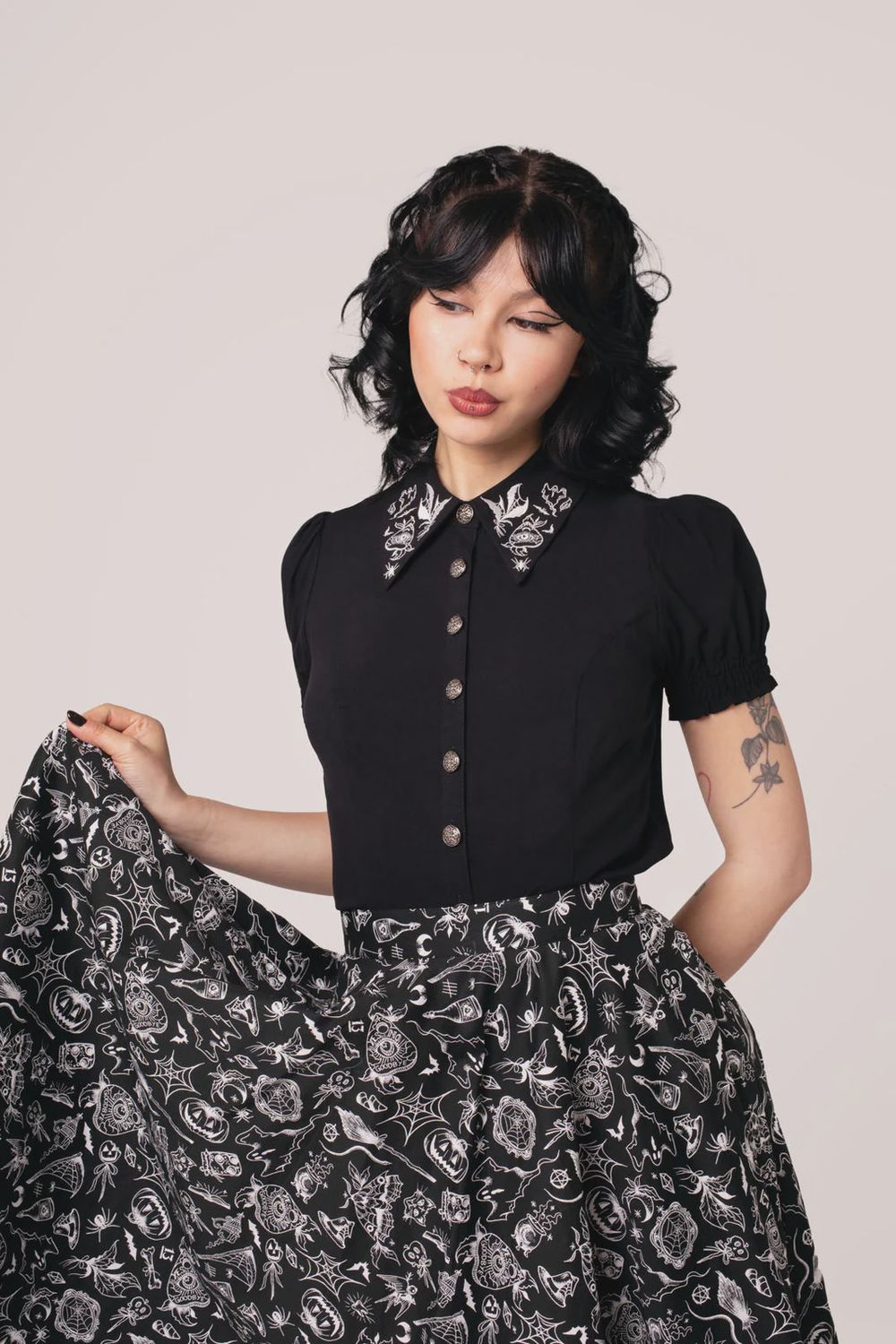 Blouse Mischief