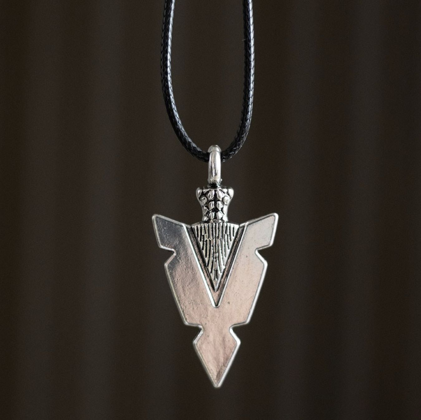 Collier Arrowhead of Strength Viking [NM_40026]