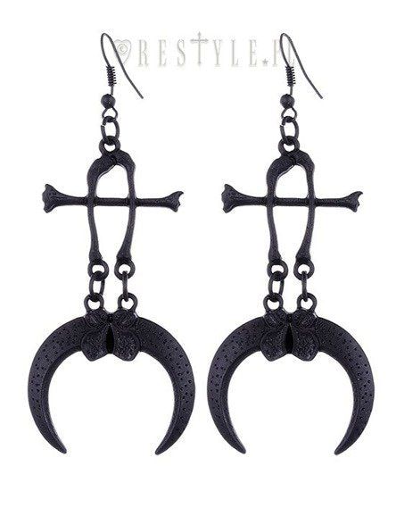 Claws &amp; Bones Earrings [BLACK]