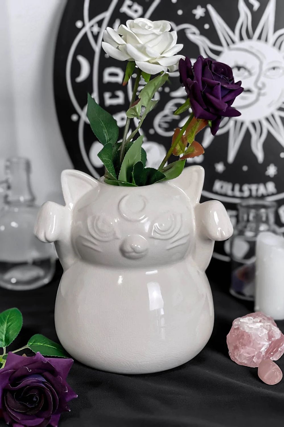 Ghost Kitty Porcelaine Vase