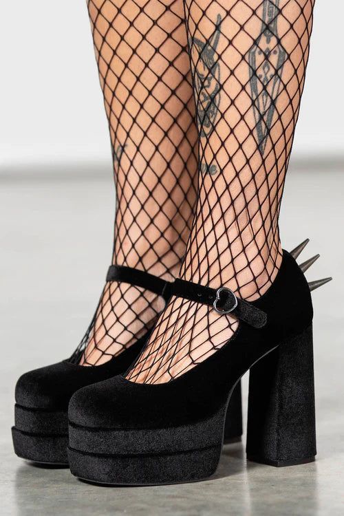 Basilisks Shoes