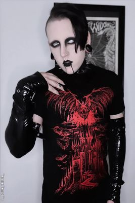 T-Shirt Vampire Castle Homme [ROUGE]