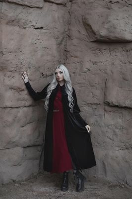 Morticia Shawl