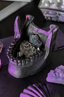 Ossuary Jewelry Holder [BLACK]