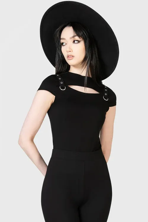 Xara Keyhole T-Shirt