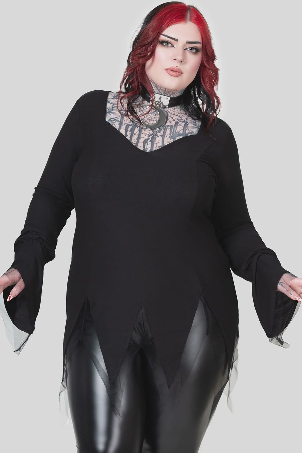 Distressa Black Witchy Layered Top [PLUS]