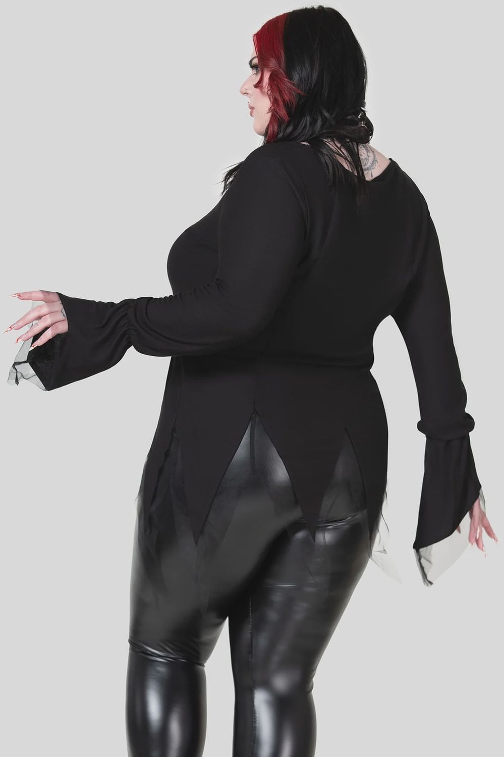 Distressa Black Witchy Layered Top [PLUS]