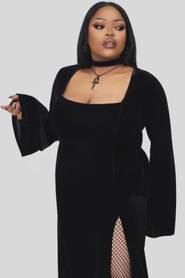 Morvessa Black Velvet Maxi Dress [PLUS]