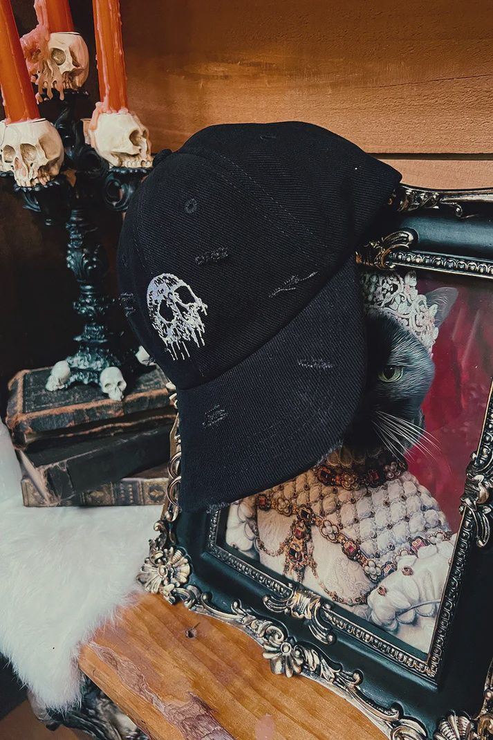 Skull Drip Pierced Cap