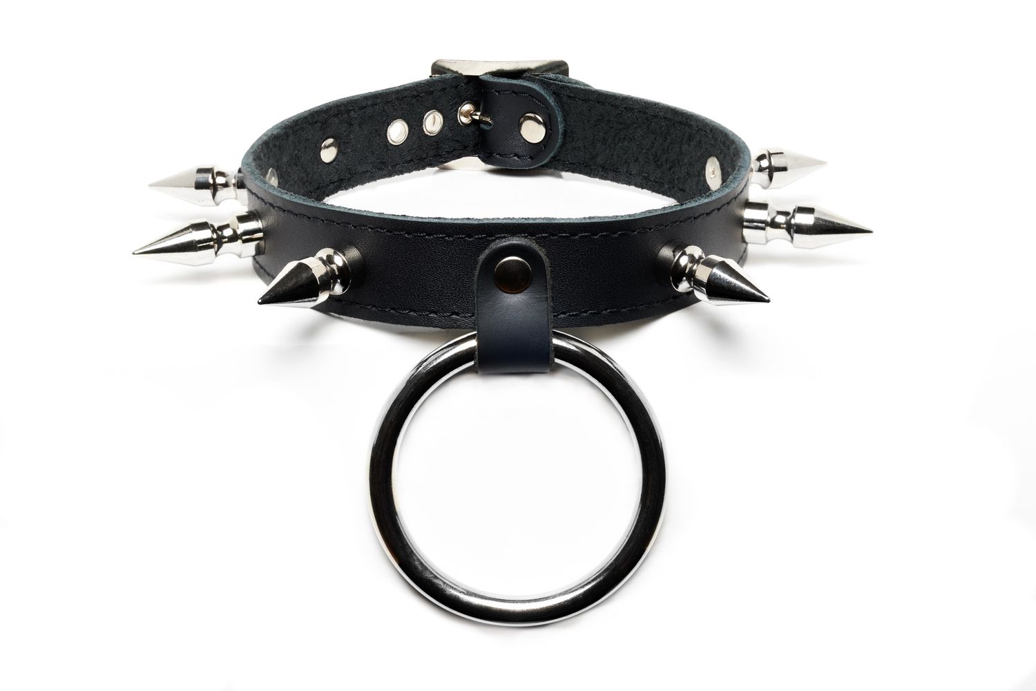 Leather choker with large o-ring and thick spikes - C34DBND-GS