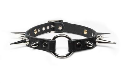 Leather choker with o-ring and small/long spikes - C58FBND-PS-LS