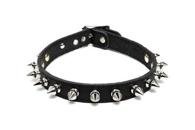 Leather choker with 13 small spikes - C58PS