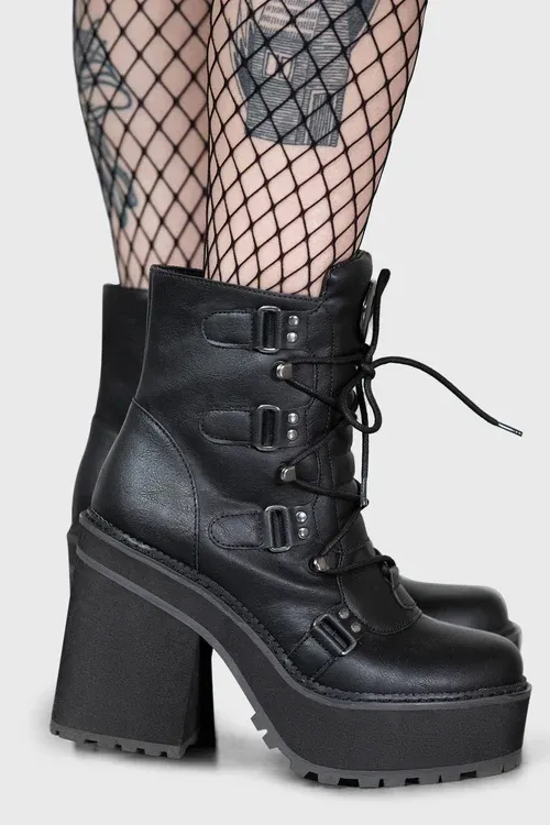 Broom Rider Boots