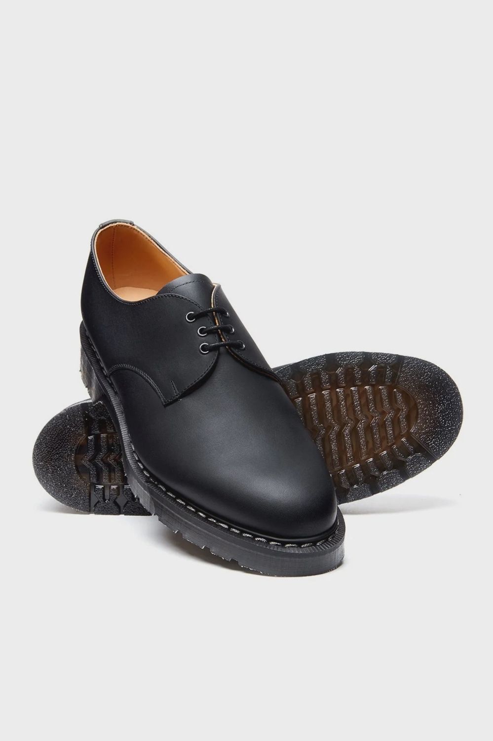 3-Eyelet Shoes in Genuine Black Greasy Leather [S3-995-BG-G]