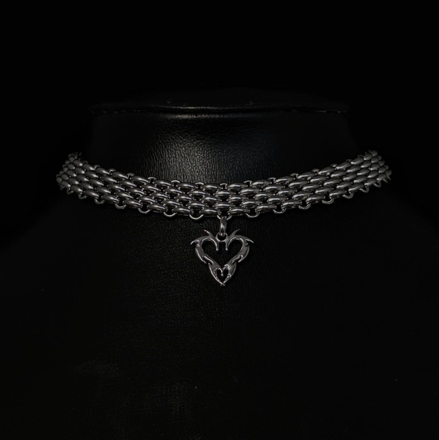 Lust Heart Choker