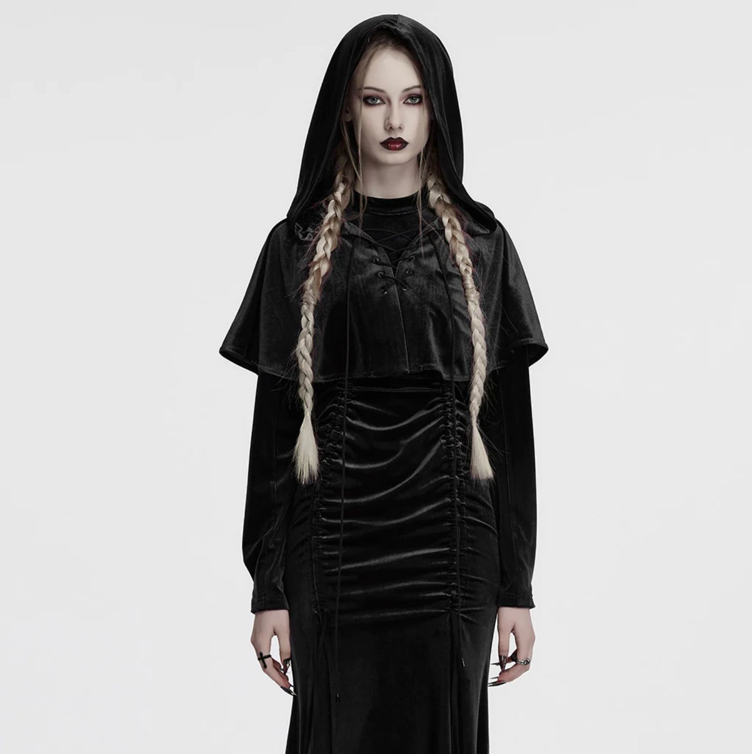 Pom-Poms Cape OPY-444 [BLACK]