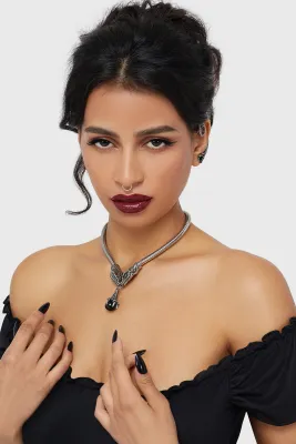 Snake Chain Choker