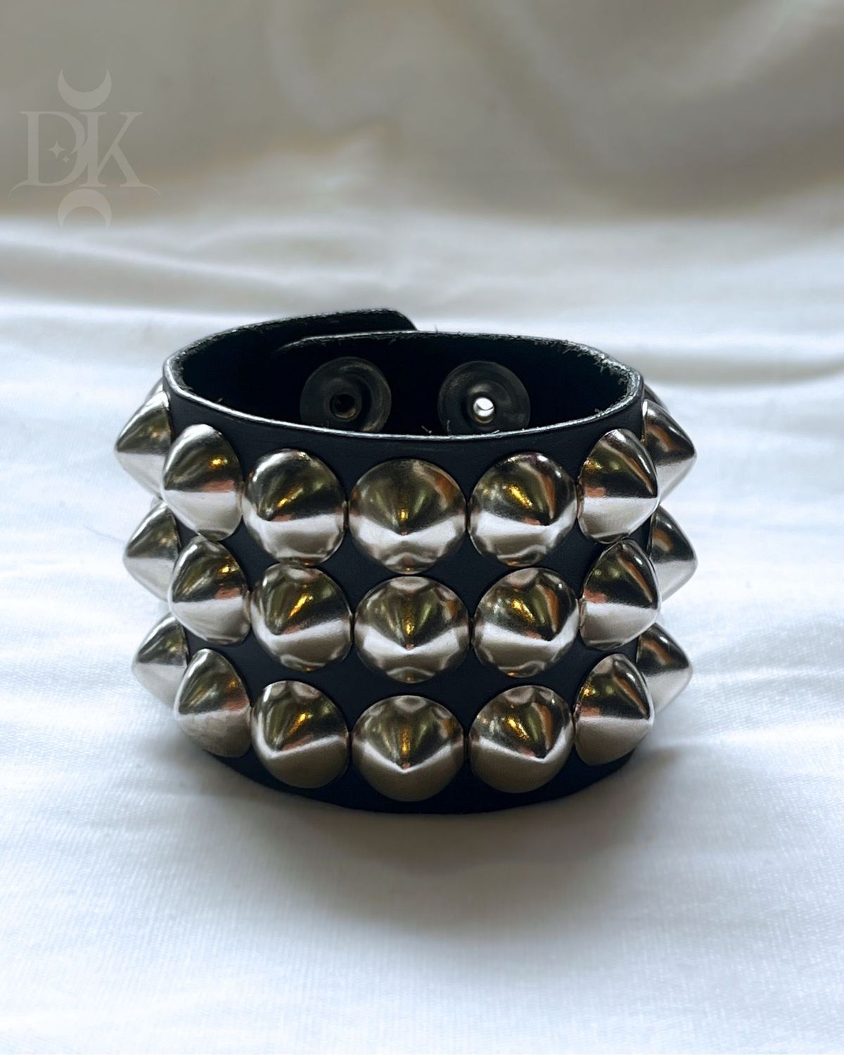 Bracelet en Vrai Cuir avec Studs UK Argent - FAIT AU QUEBEC