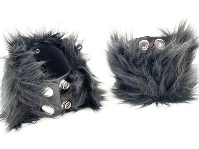 Bracelet Avec Fourrure Noire FB320