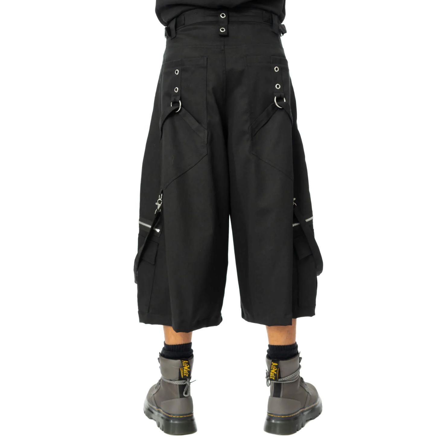 Obsidian Drop Shorts