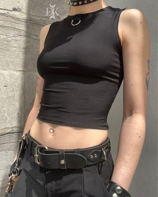 Black Cropped Sleeveless T-Shirt - MADE IN QUEBEC
