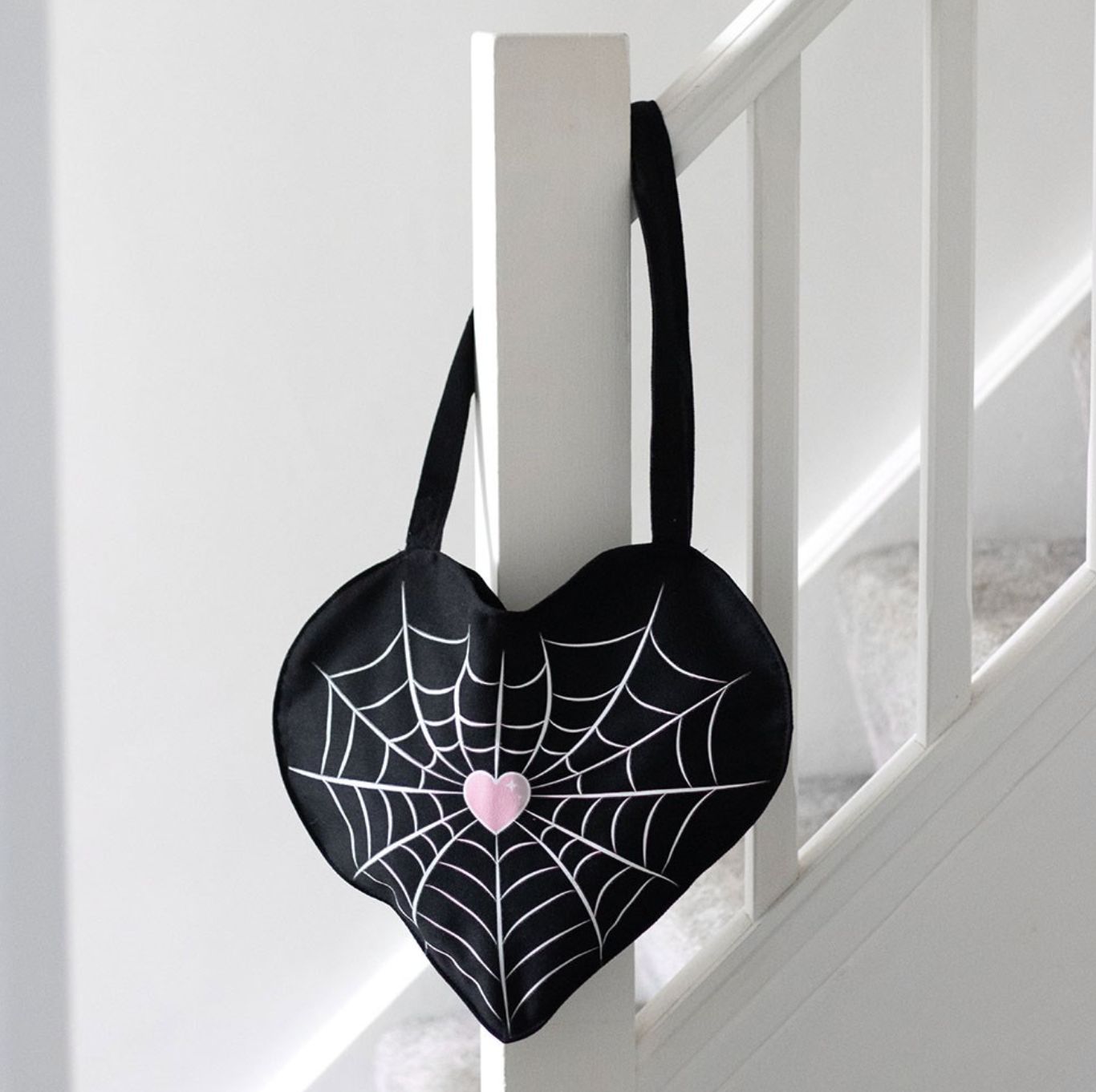 Sac Fourre-Tout Spiderweb Heart [DE_97825]