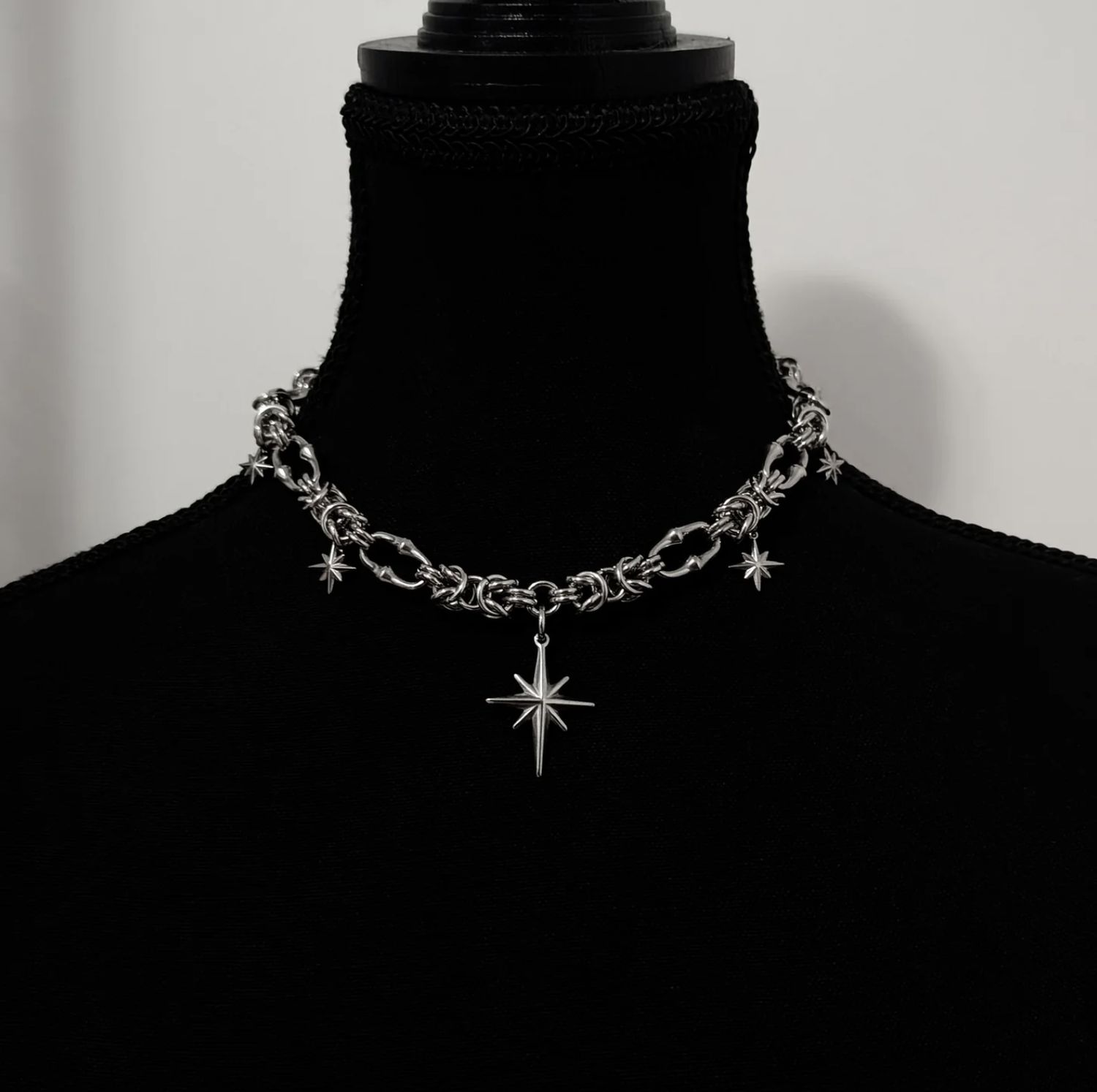 Choker Stella
