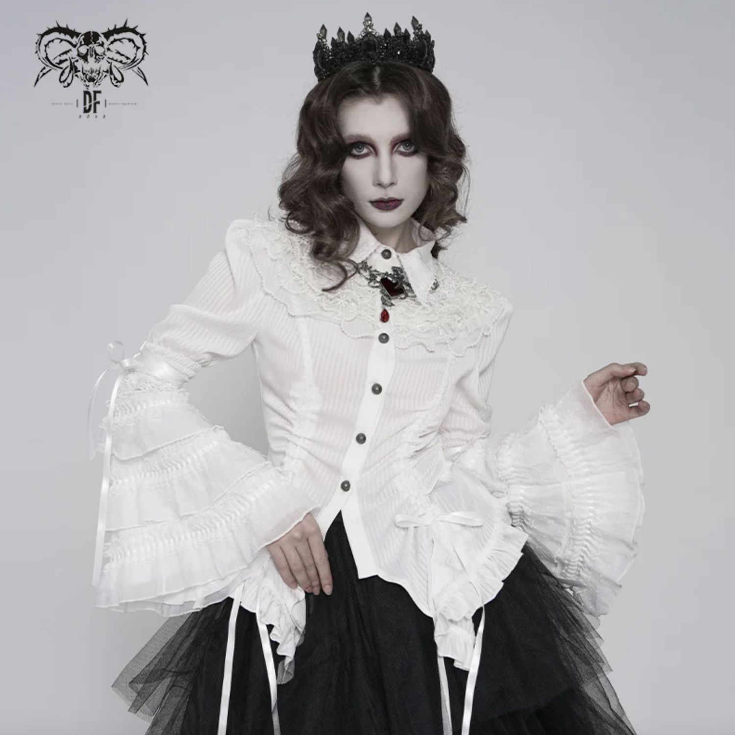 Blouse Rayée Blanche à Volants à Manches Évasées SHT159