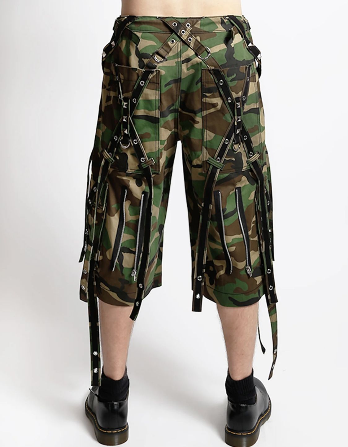 Camo Out of Control Shorts [AF7172MP]